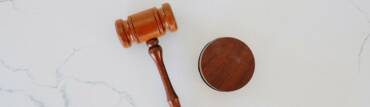 tingey injury law firm 6sl88x150xs unsplash