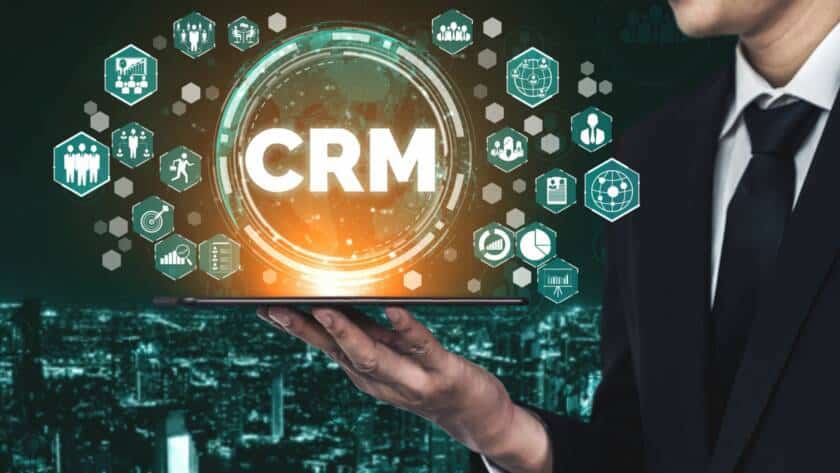 pourquoi un outil lcb ft aml doit il communiquer avec votre crm (1)